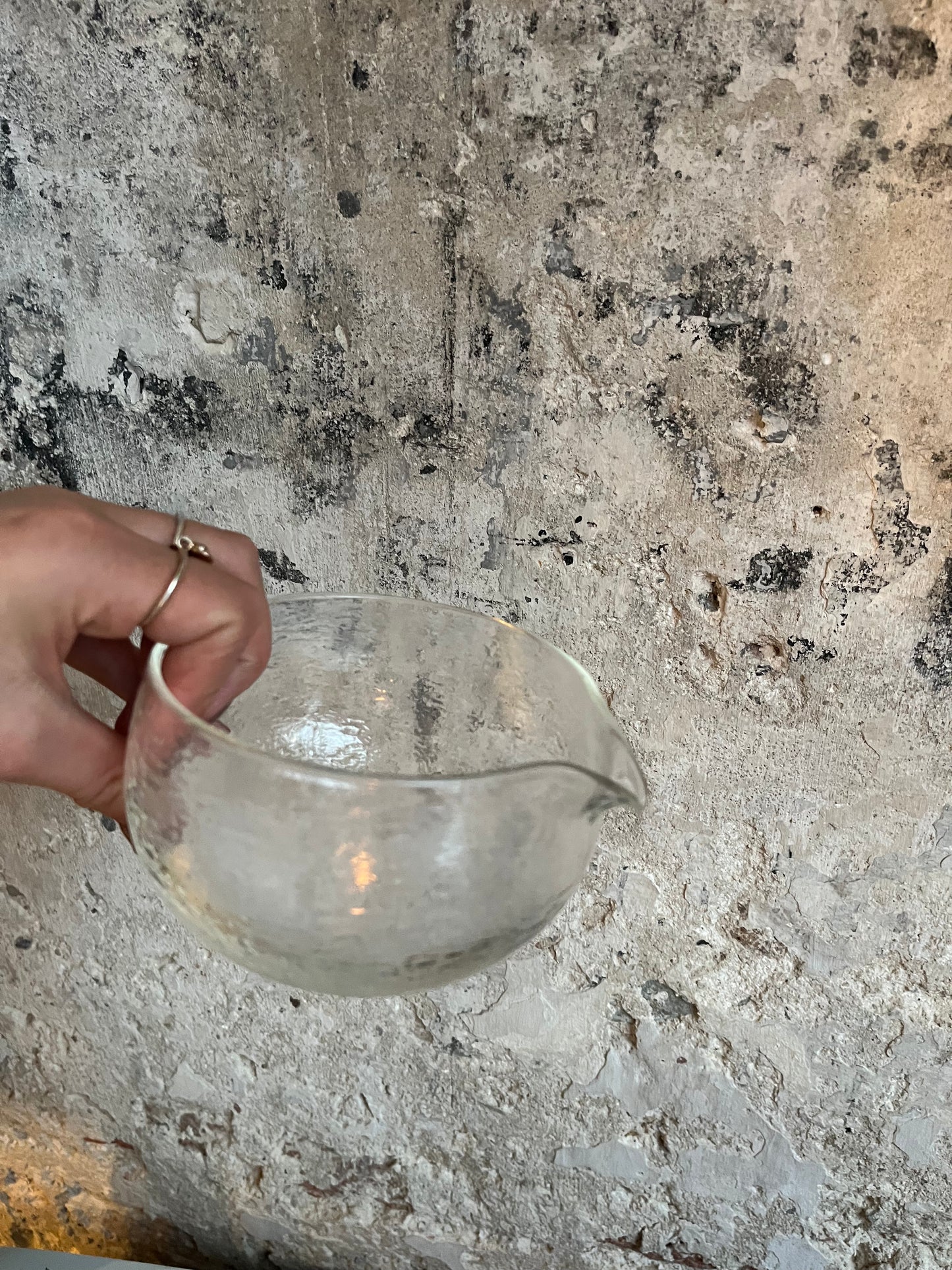 Matcha bowl with spout glass